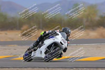 media/Sep-10-2022-SoCal Trackdays (Sat) [[a5bf35bb4a]]/Turn 6 (1140am)/